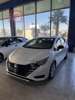 نيسان فيرسا